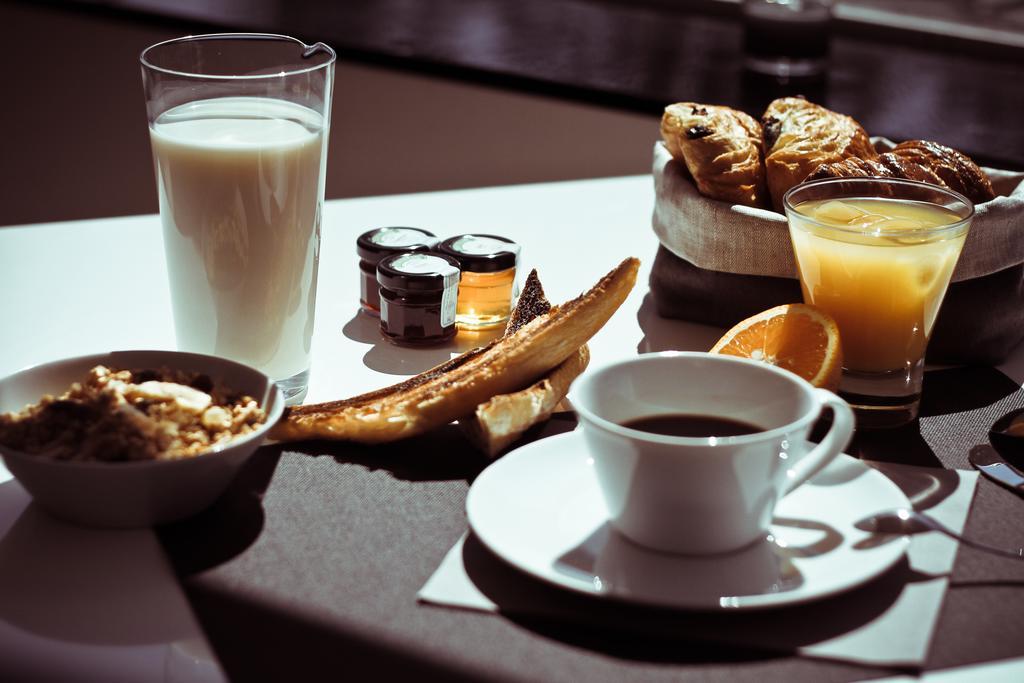 Le Cay Hotel Roquebrune-sur Argens Bagian luar foto