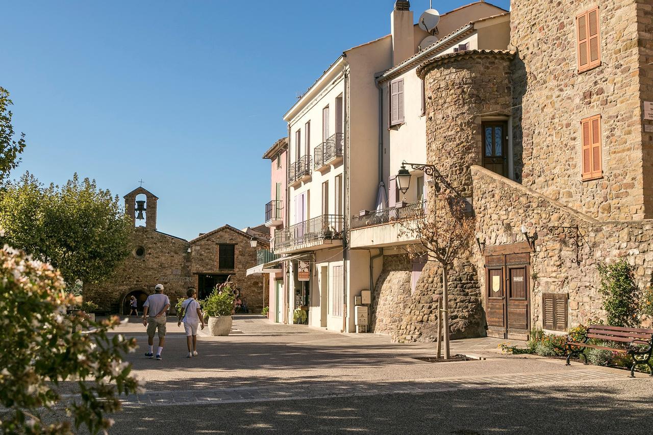 Le Cay Hotel Roquebrune-sur Argens Bagian luar foto